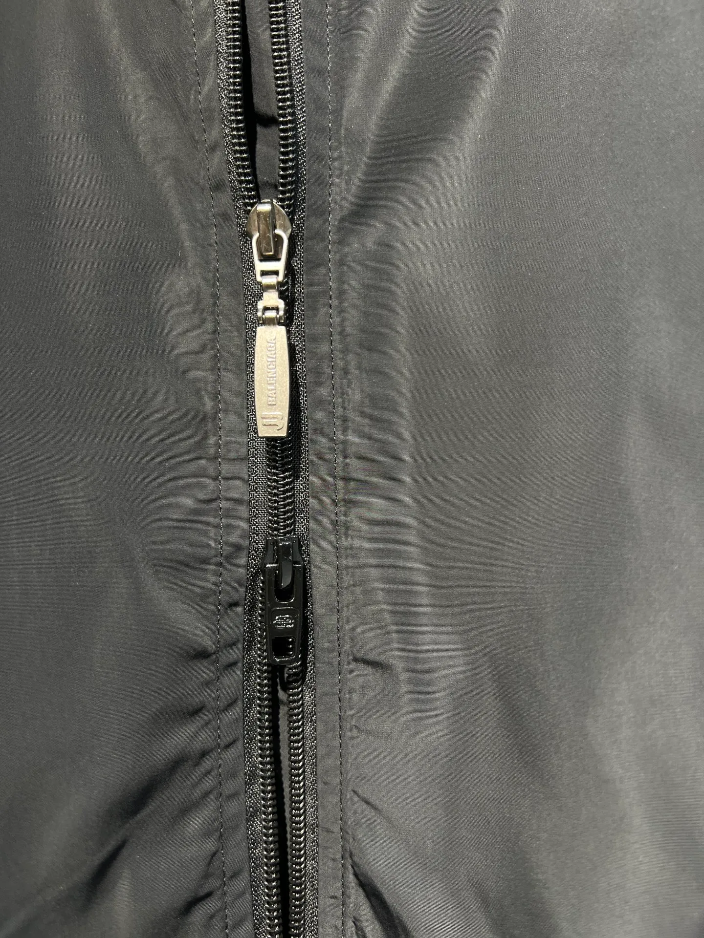 Balenciaga New Arrival BLCGNew Arrival LOGO ，Stencil Type Retro ·STENCIL TYPE TRACKSUIT · · · · · ·2 · · stencil type · ： ·Size：1-2-3( Same Style)